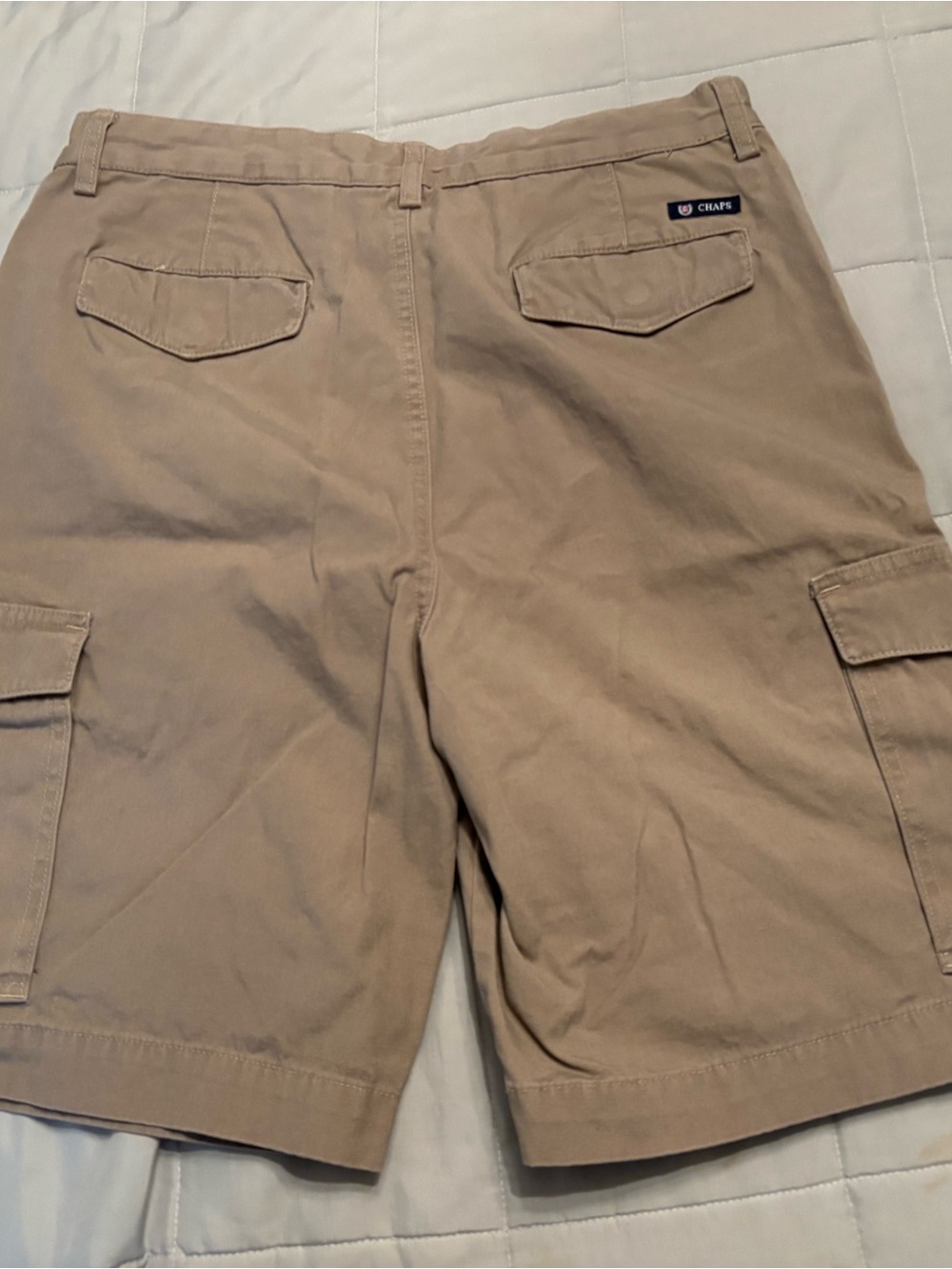 Chaps Men’s Tan Cargo Shorts - Picture 2 of 3